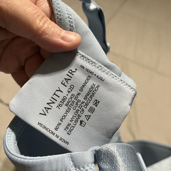 Vanity Fair Underwire Full Coverage Light Blue Lace Bra Womens Size 42D - Picture 12 of 14